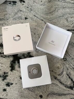 NEW Oura Ring 4 - Rose Gold